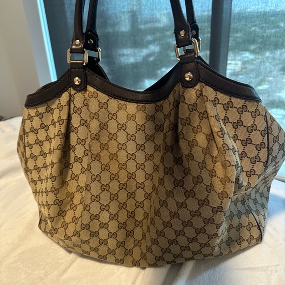 Like New - Gucci Sukey Tote GG Canvas and Wallet - Picture 6 of 9